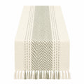 Runner da tavola 180 x 33 cm tessile avorio e verde salvia con frange stile boho
